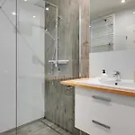 Apartmate- Heart Of Oldtown Apartment- Sauna & Security *
