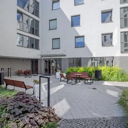 Apartmate- Heart Of Oldtown Apartment- Sauna & Security *