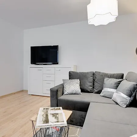 Apartmate- Heart Of Oldtown Apartment- Sauna & Security