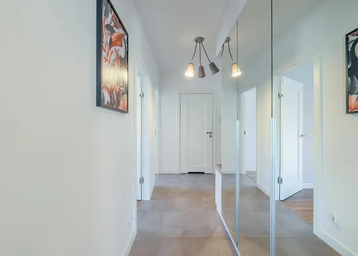 Apartmate- Heart Of Oldtown Apartment- Sauna & Security