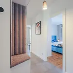 Apartment Apartmate- Heart Of Oldtown Apartment- Sauna & Security