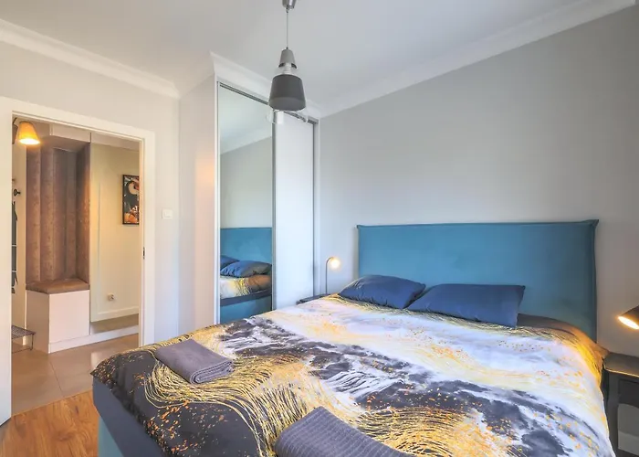 Apartmate- Heart Of Oldtown Apartment- Sauna & Security *